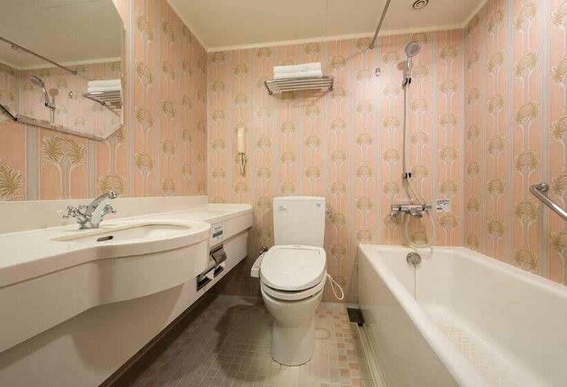 스탠다드 트리플 룸, Monterey Sendai