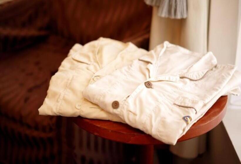 수피리어 싱글 룸, Monterey Sendai