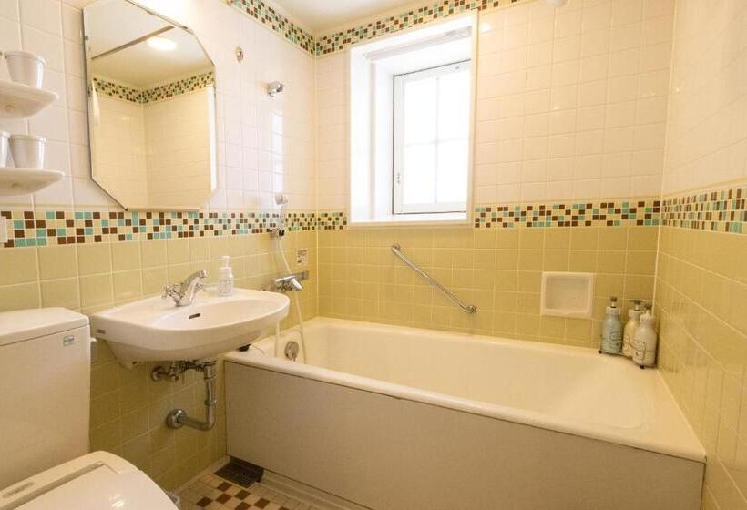 패밀리 룸, Monterey Sendai