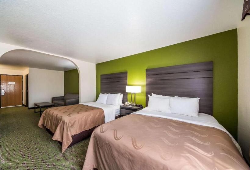 Standard Szoba 2 Franciaággyal, Quality Suites