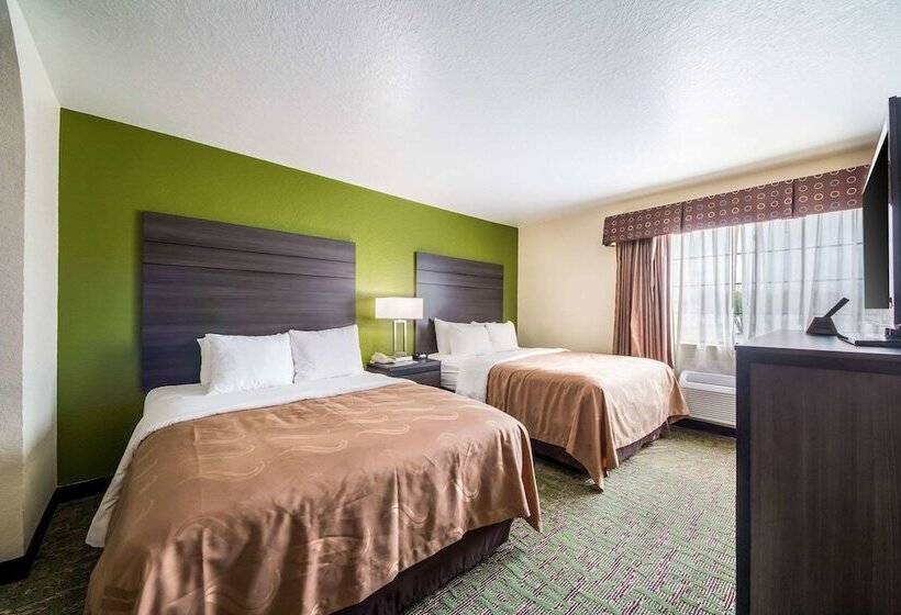 Standard Szoba 2 Franciaággyal, Quality Suites