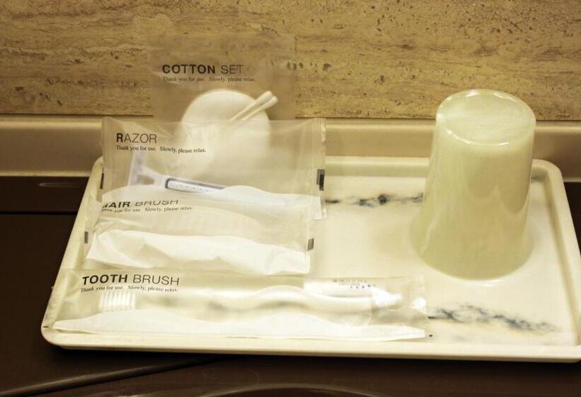 Quarto Economy Individual, Rako Hananoi