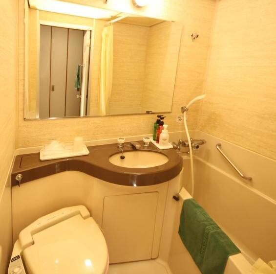 Quarto Economy Individual, Rako Hananoi