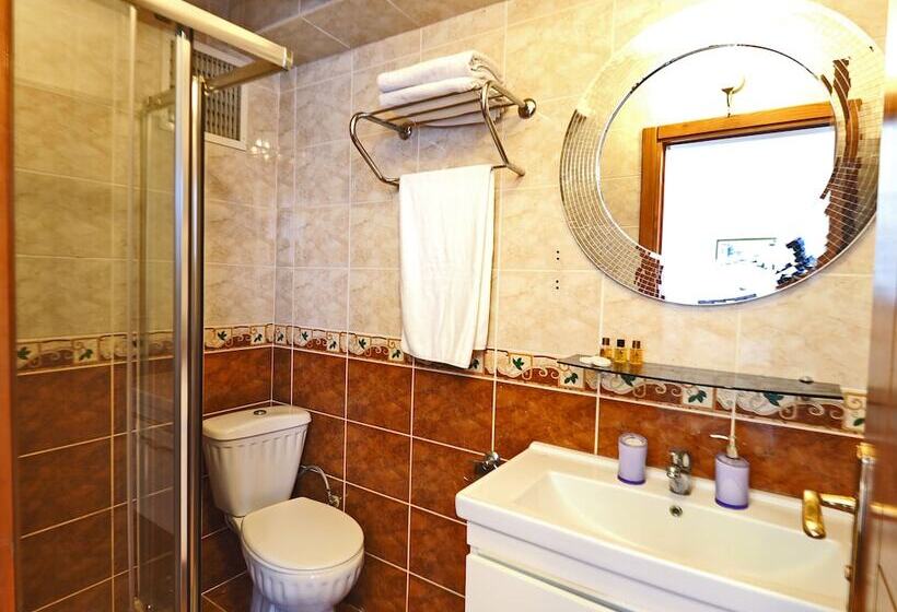 اتاق استاندارد یک نفره, The Sunrise