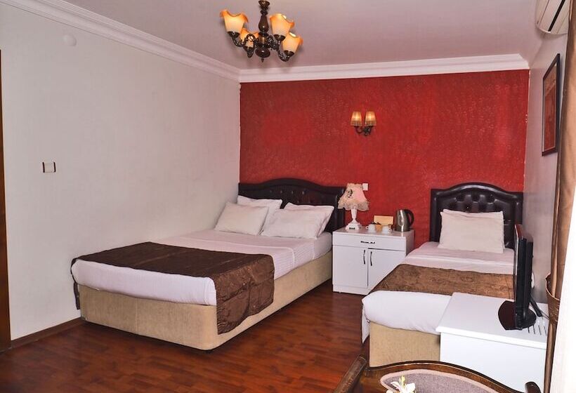 اتاق استاندارد سه نفره, The Sunrise