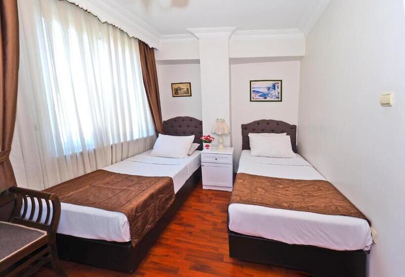 اتاق استاندارد یک نفره, The Sunrise