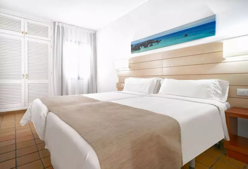 Huoneisto 1 Makuuhuone, Bluesea Bahia Fañabé & Villas