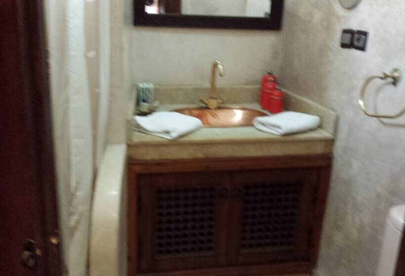 Quarto standard, Riad Alida