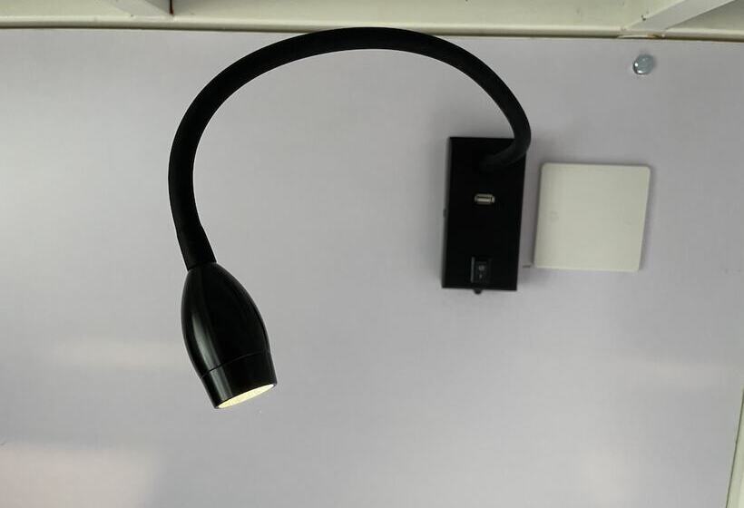 Кровать в Общей Комнате, Smart Camden Inn Hostel