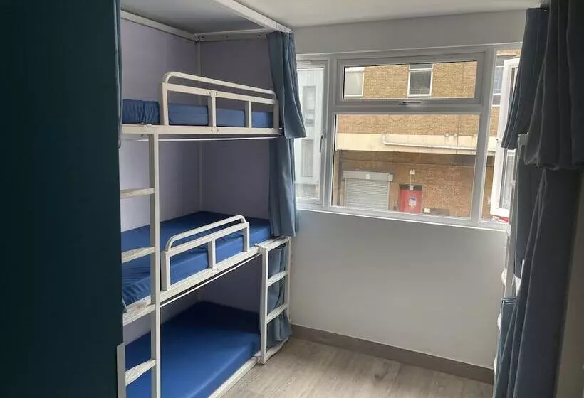 ルームシェアのワンベッド, Smart Camden Inn Hostel