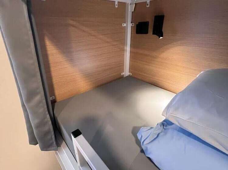 Кровать в Общей Комнате, Smart Camden Inn Hostel