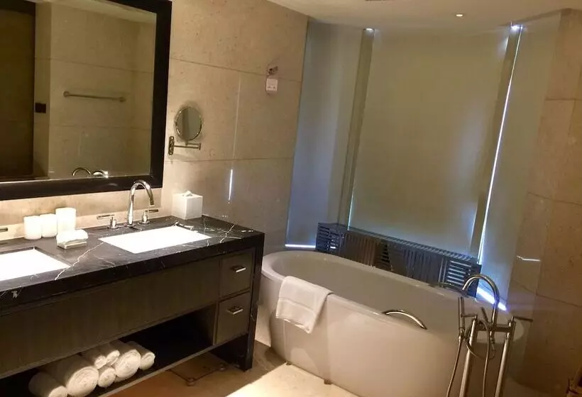 Huoneisto 3 Makuuhuonetta, The Sandalwood, Beijing  Marriott Executive Apartments