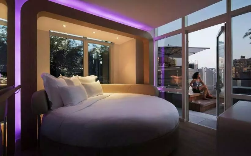 سوئیت پنت هاوس, Yotel New York Times Square