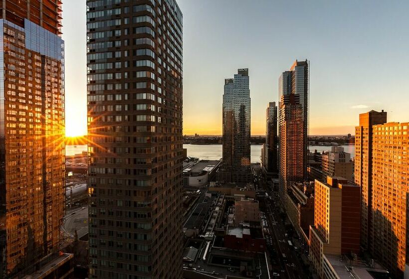 标准间, Yotel New York Times Square