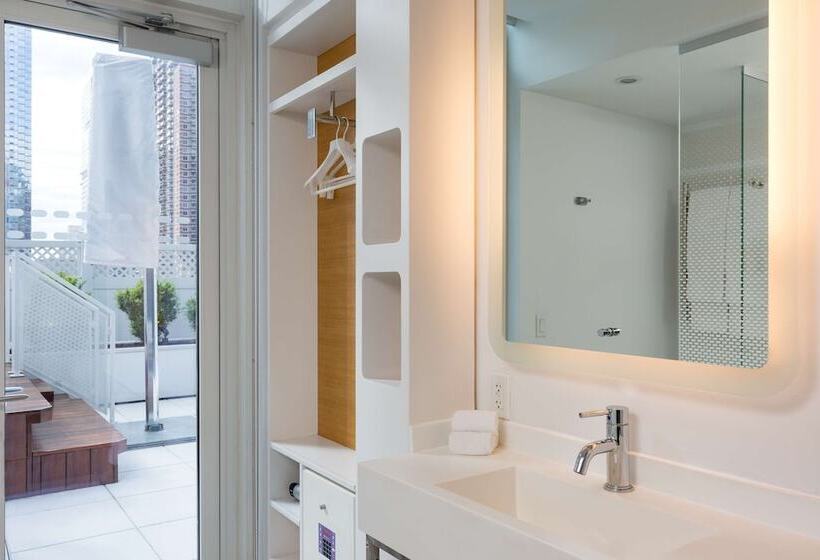 阁楼房, Yotel New York Times Square