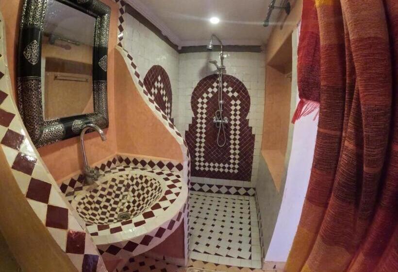 Chambre Deluxe King Size, Tafsut Dades Guesthouse Stay With Locals