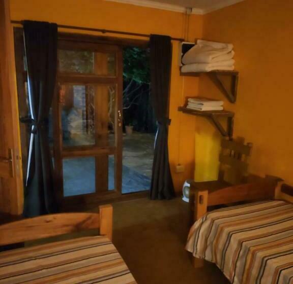 اتاق خانوادگی, Parana Inn