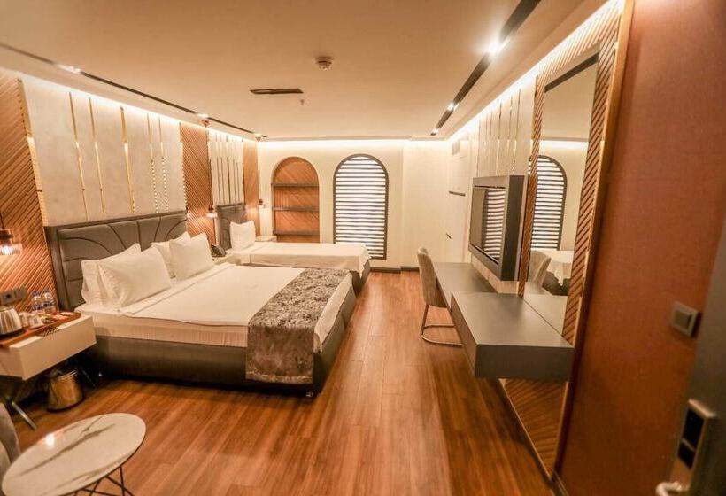 اتاق اکونومی, Class Suit