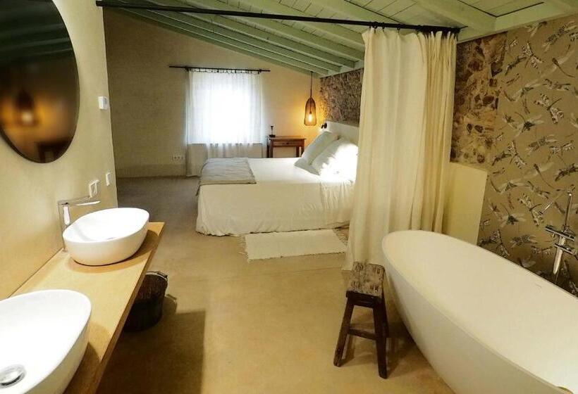 デラックススイート, Mas Rauric