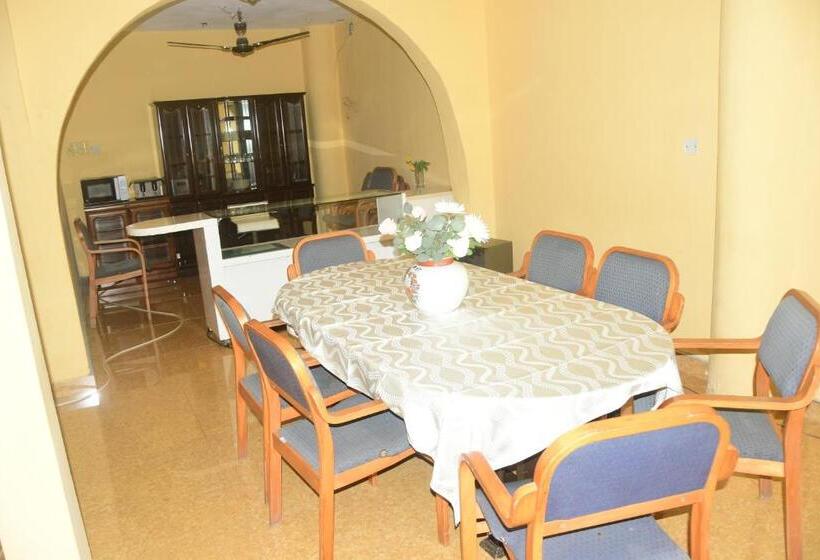 ファミリールーム, Odo So Royal