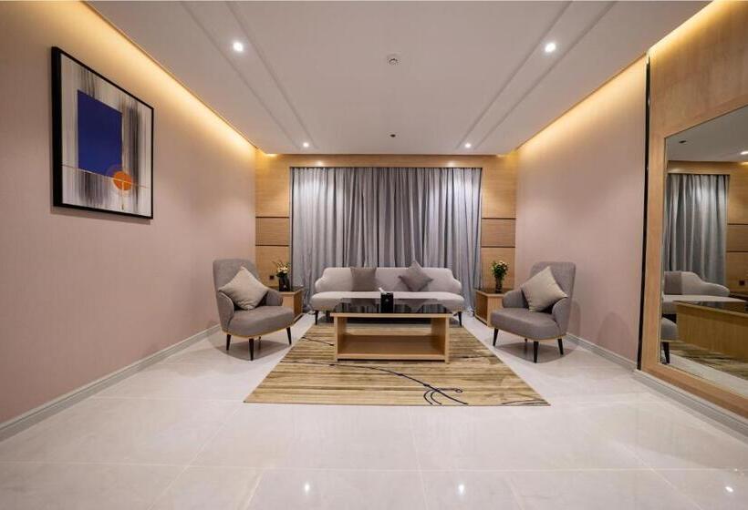 سوییت لوکس, Msharef Almoden