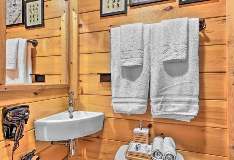 景色の見える一ベッドルームアパートメント, The Lodge Nantahala River