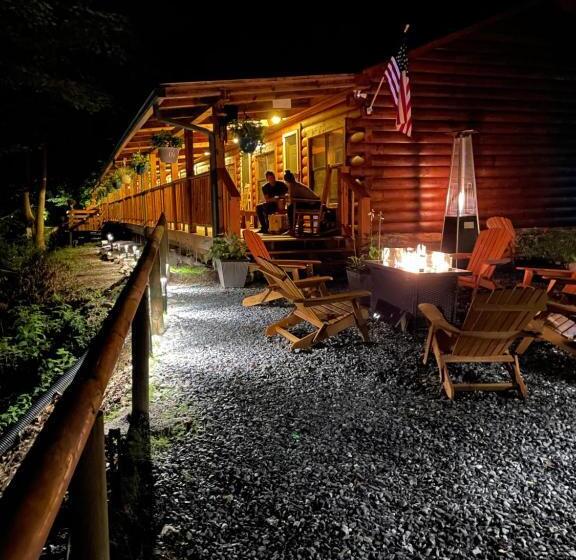 景色の見える一ベッドルームアパートメント, The Lodge Nantahala River