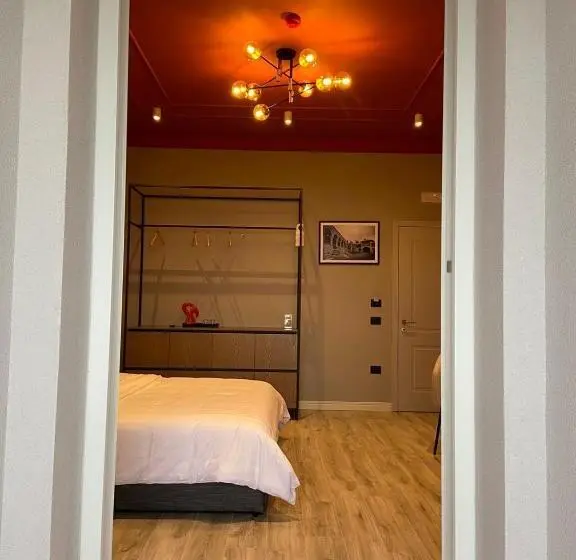 اتاق لوکس با بالکن, Ardenica Boutique