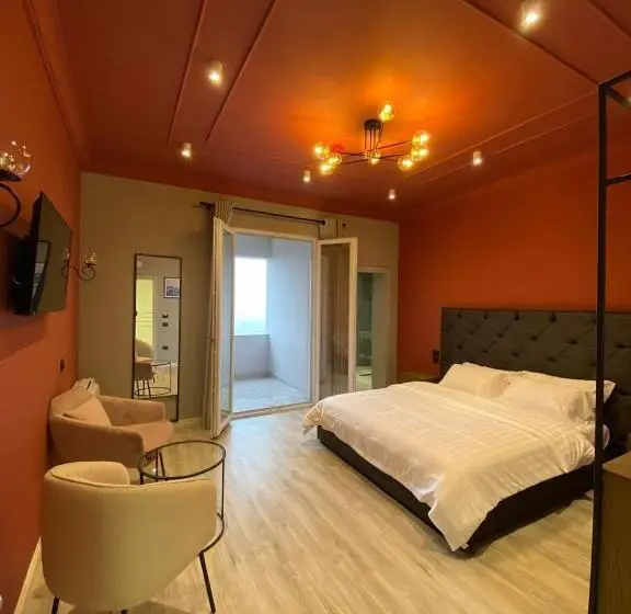 اتاق لوکس با بالکن, Ardenica Boutique