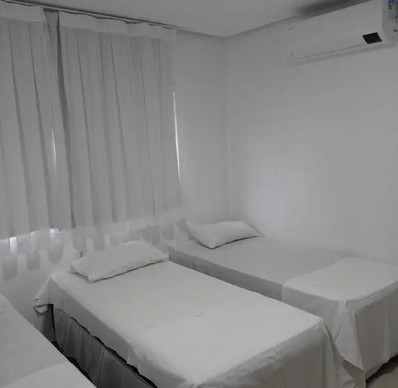 Üç Kişilik Standart Oda, Bara S