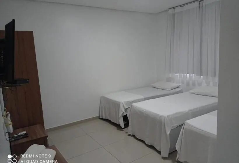 Üç Kişilik Standart Oda, Bara S