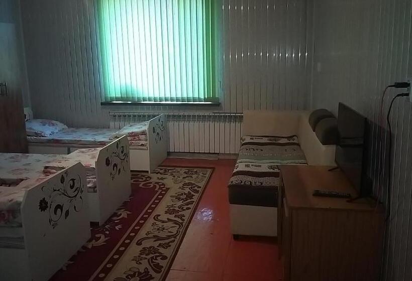 اتاق استاندارد چهار تخته, хостел кафе 777