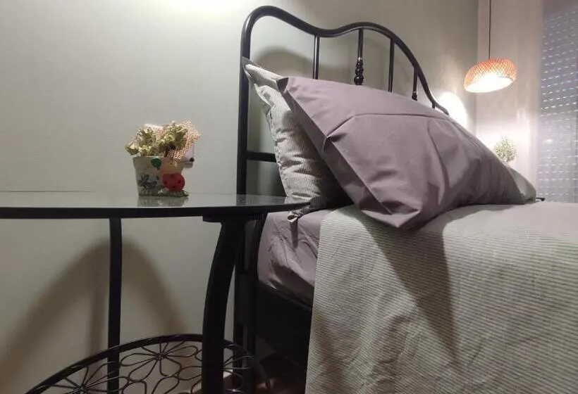 اتاق استاندارد, Lora Giusta Guest House