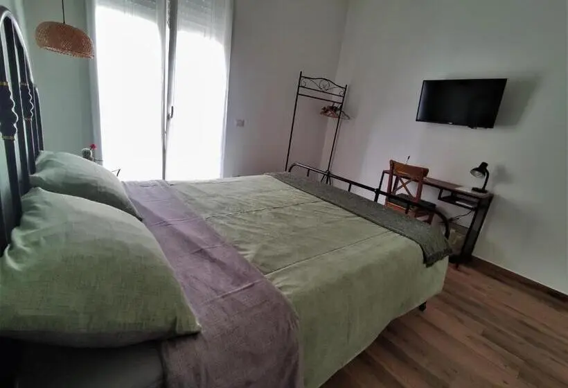 اتاق استاندارد, Lora Giusta Guest House