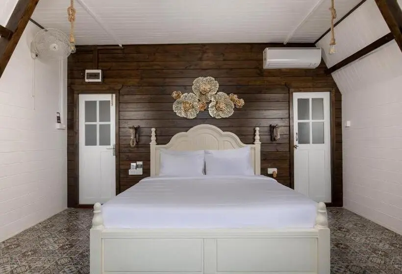 1-Bedroom Superior Chalet, The Ark Comforts