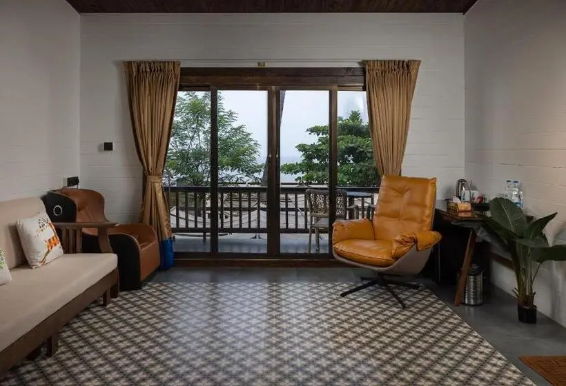 Superior Suite, The Ark Comforts