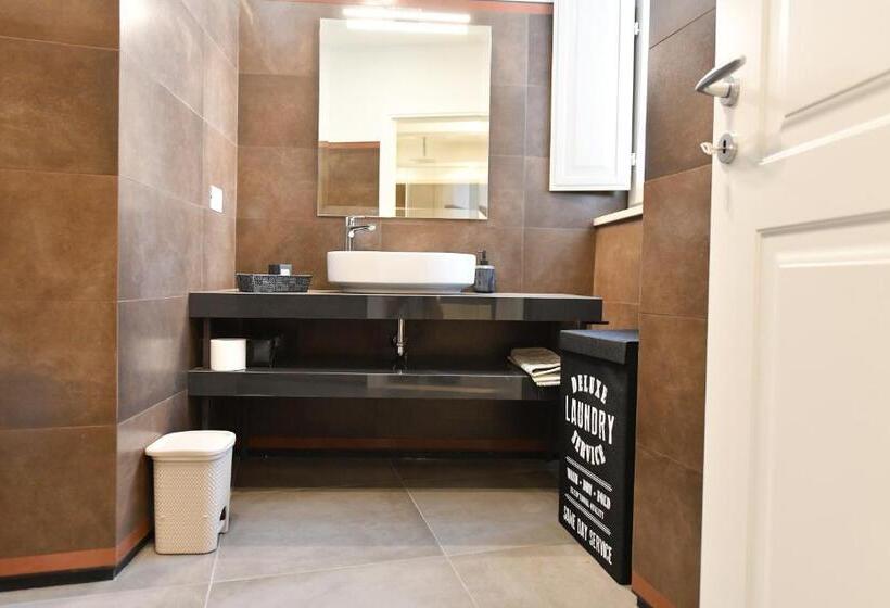 اتاق لوکس, Palazzo Degli Stemmi