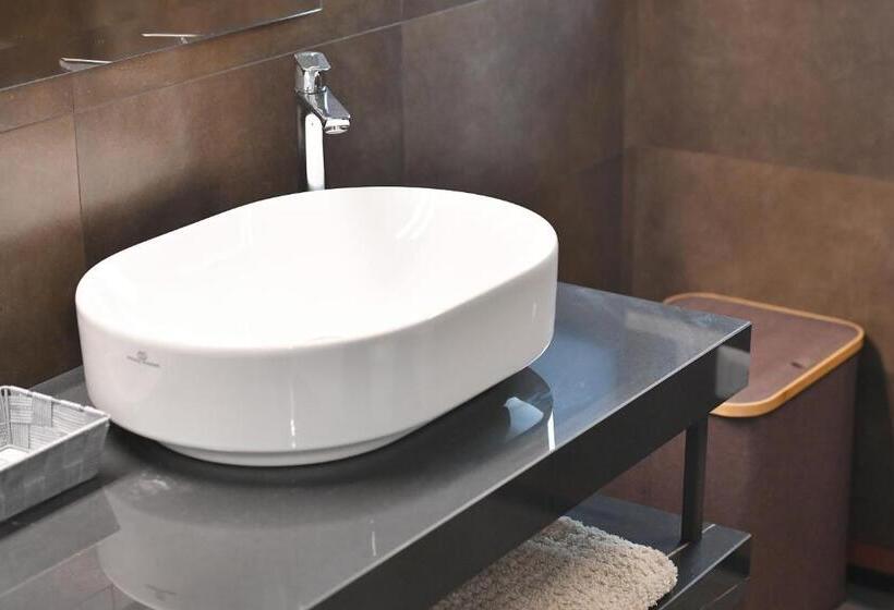 سوییت لوکس, Palazzo Degli Stemmi