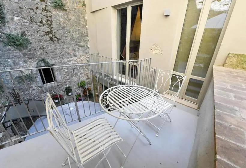 １ベッドルームのデラックスアパートメント, Palazzo Degli Stemmi
