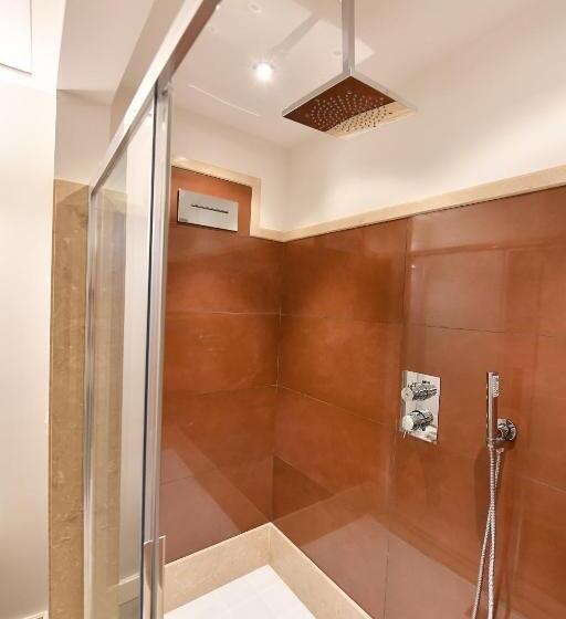 اتاق لوکس, Palazzo Degli Stemmi