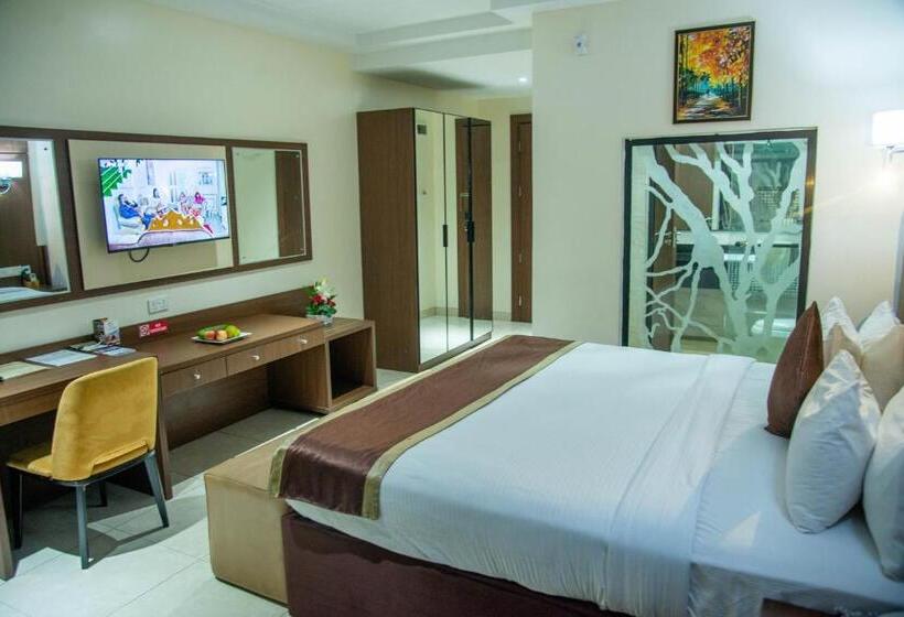 اتاق لوکس با تخت بزرگ, Carlton Swiss Grand Hotels