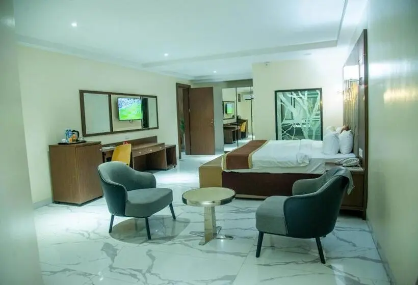 اتاق سوپریور یک تخته, Carlton Swiss Grand Hotels