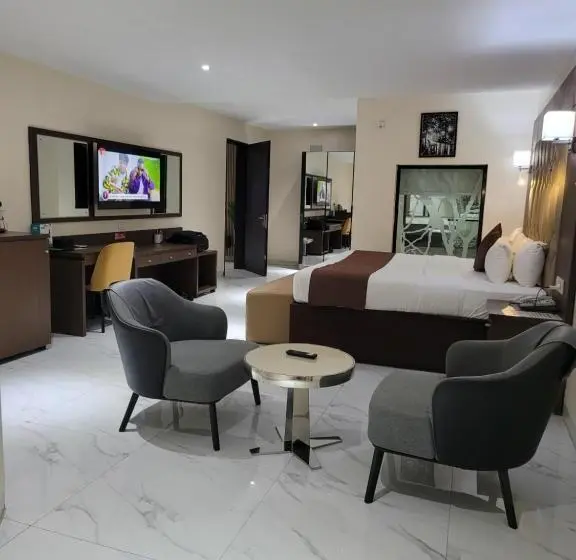 سوئیت 2 خوابه, Carlton Swiss Grand Hotels