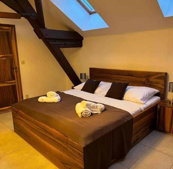 Номер Стандарт, Hejtmanka