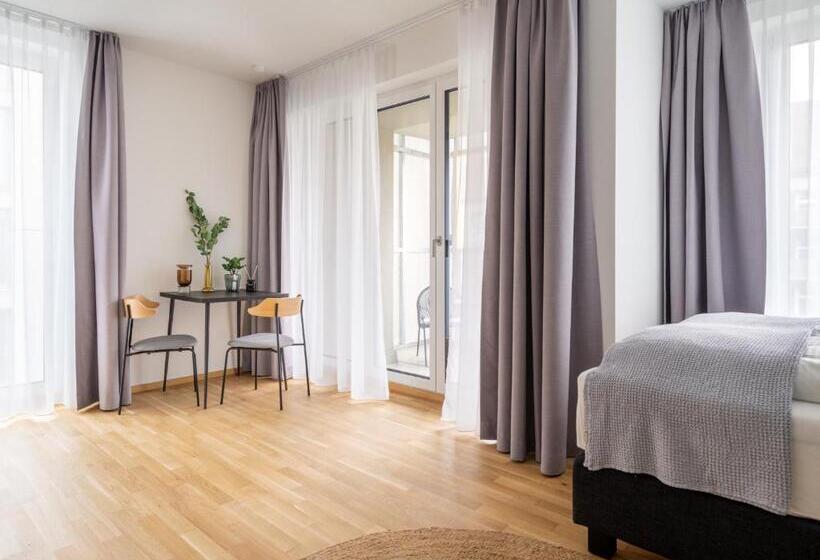스위트, Limehome Dresden Wallstraße  Digital Access