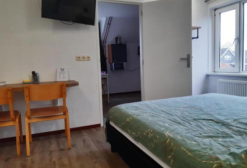 דירת חדר, Pension Het Hoefijzer