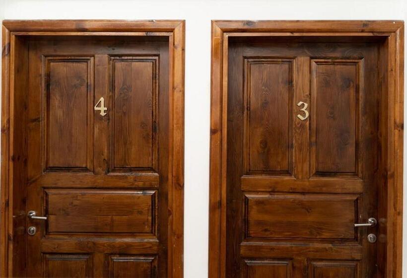 آپارتمان 1 خوابه, Villa Adelaida