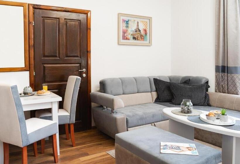 آپارتمان 1 خوابه, Villa Adelaida