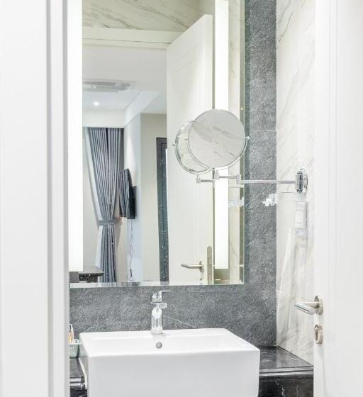 سوییت با چشم‌انداز دریا, Altara Residences Wins Quy Nhơn