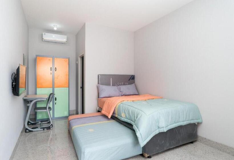 Номер Стандарт, Brilliant Residence Gading Serpong Redpartner